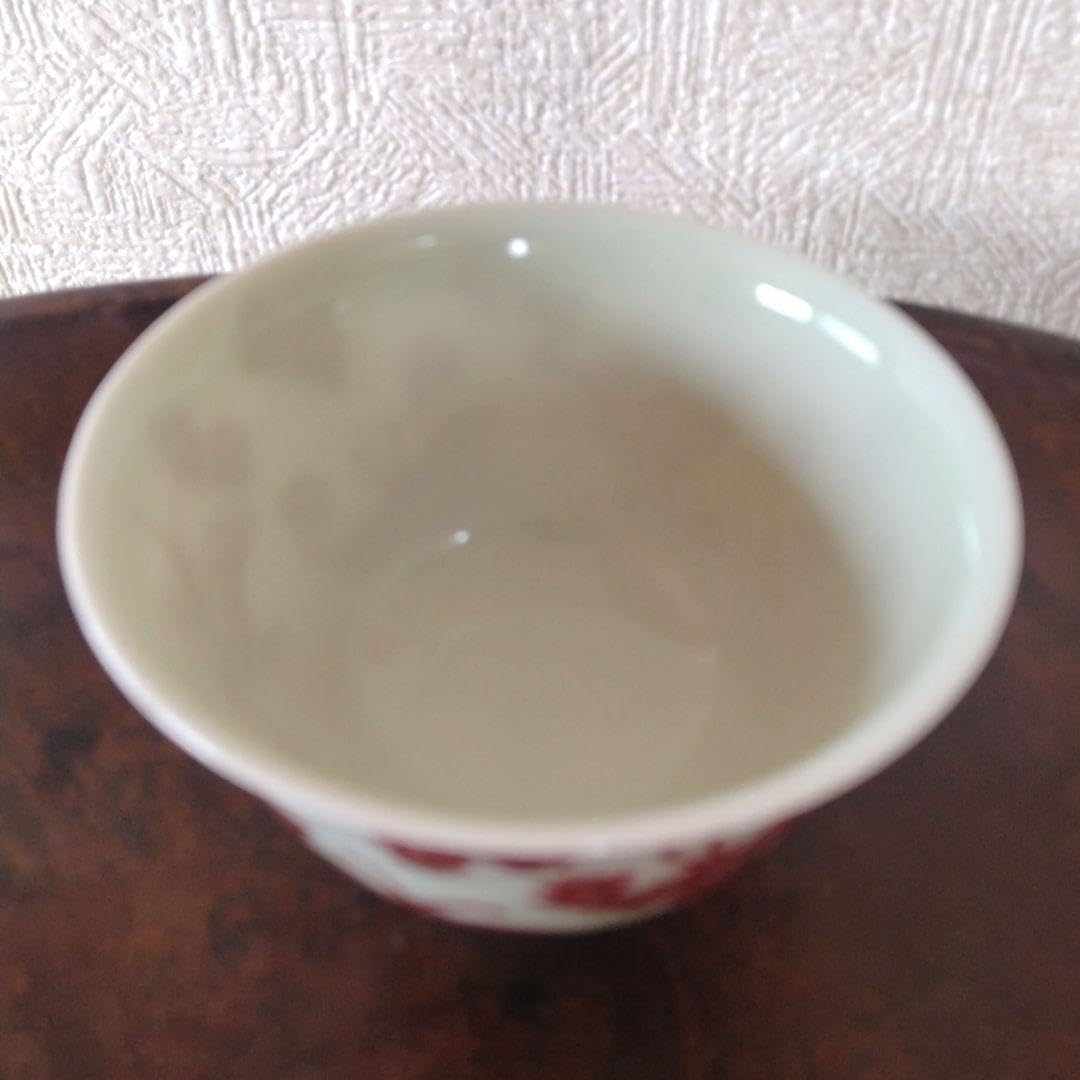 中国陶器　釉裏紅　小花と蝶文　茶器　滲み手 中国陶器 釉裏紅 小花と蝶文 茶器 滲み手